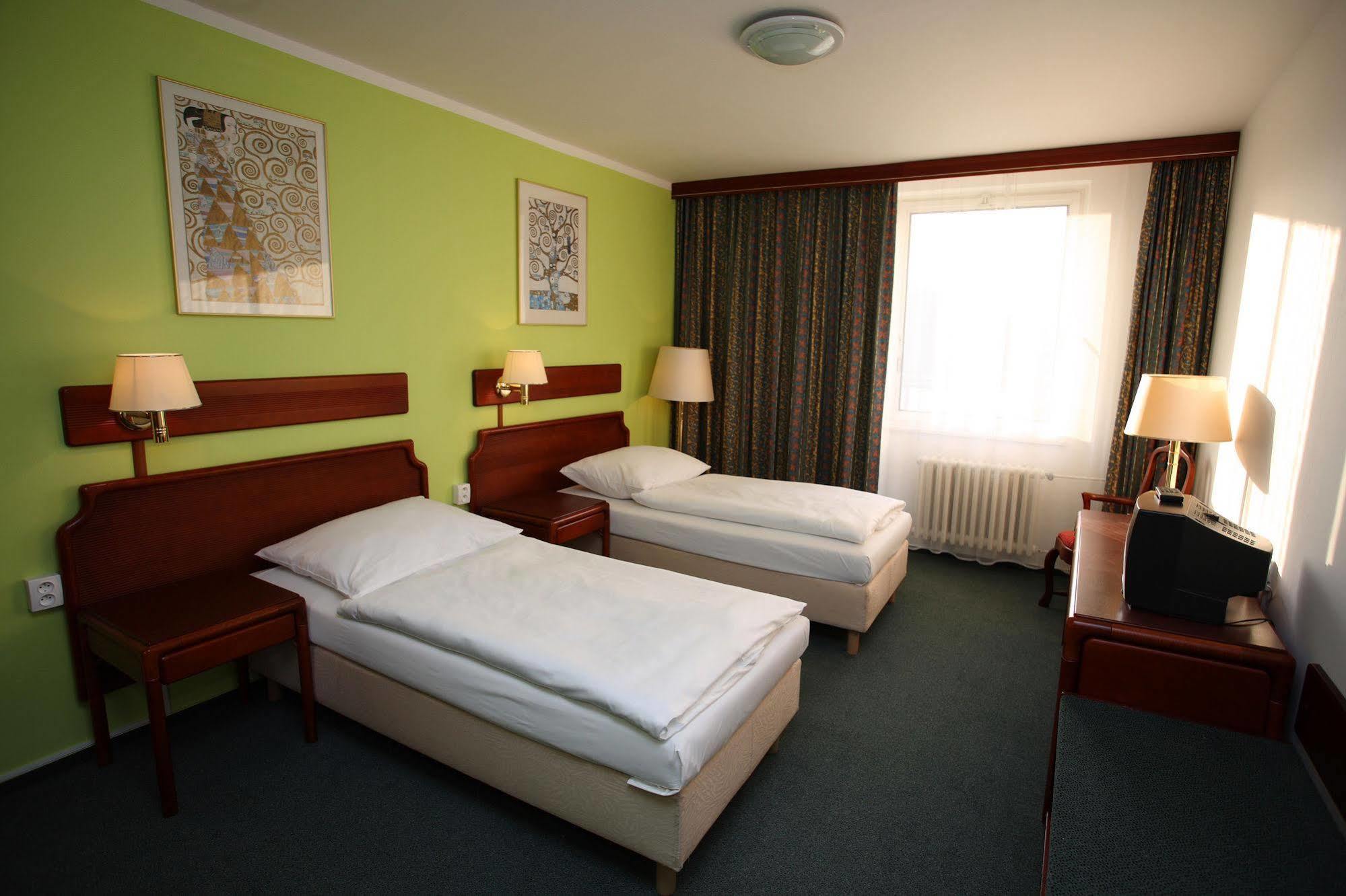 Hotel Fit Přerov Εξωτερικό φωτογραφία